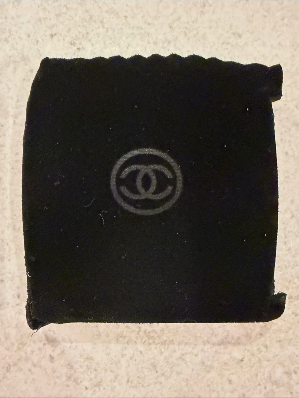 CHANEL Les 4 Ombres Multi-Effect Quadra Eyeshadow 304 (Black Packaging)